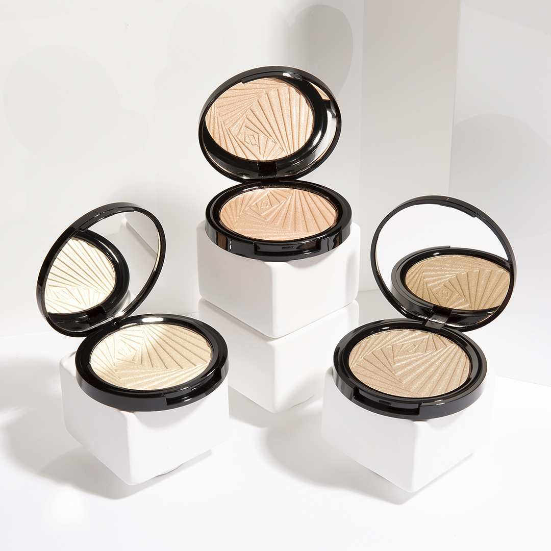 Mii Light Loving Illuminator Highlighter