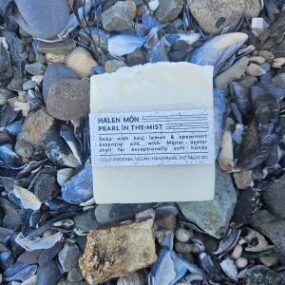 Halen Môn Cold Processed Soap - Pearl in the Mist